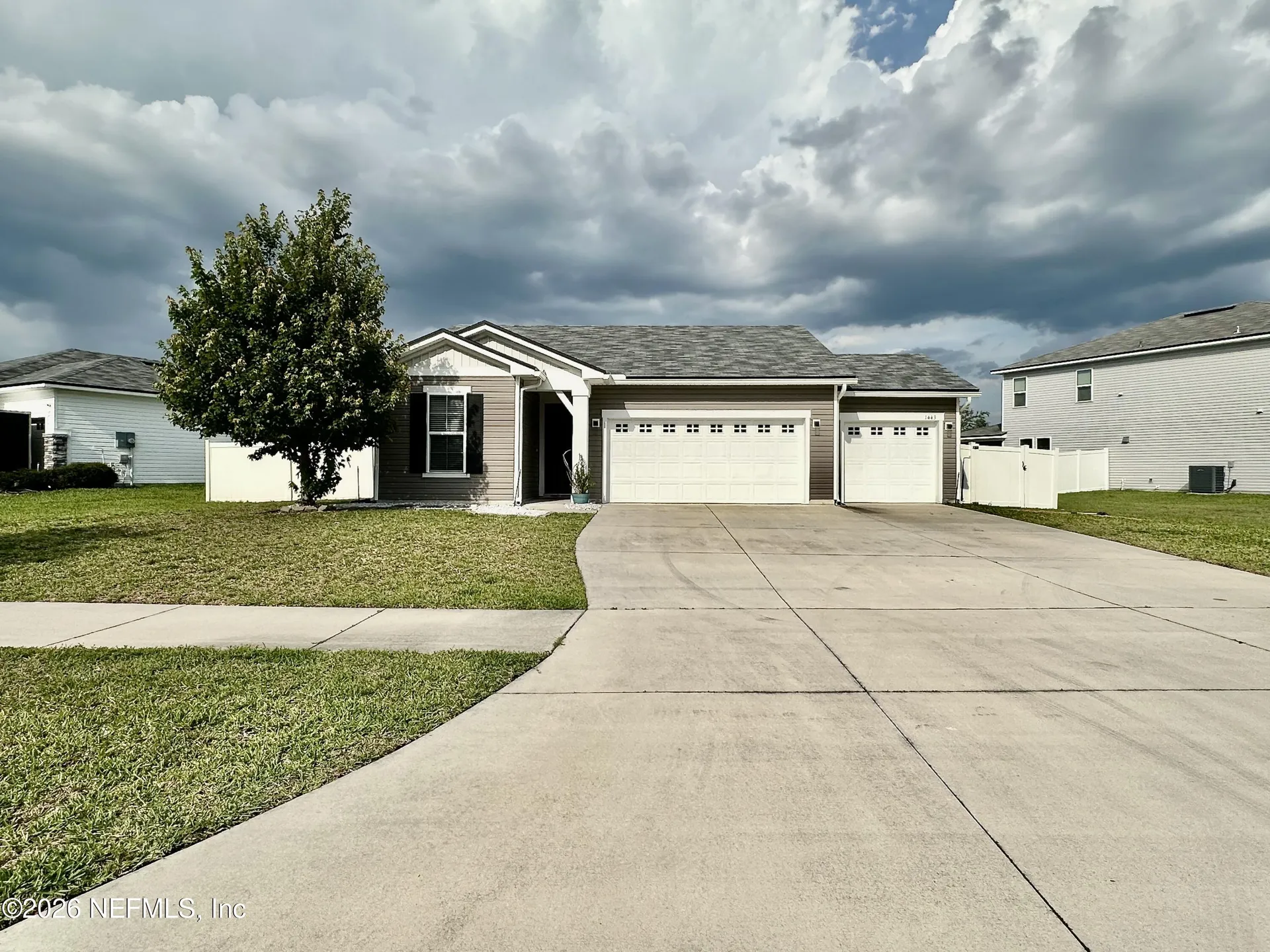 1443 Tropical Pine Cove Middleburg FL 32068