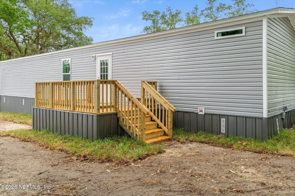 127 Riverside Trail Satsuma FL 32189