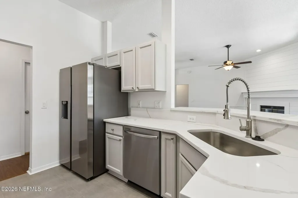 2145 Grassy Basin Court Jacksonville FL 32224