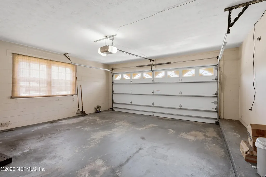 8391 Fury Drive Jacksonville FL 32244