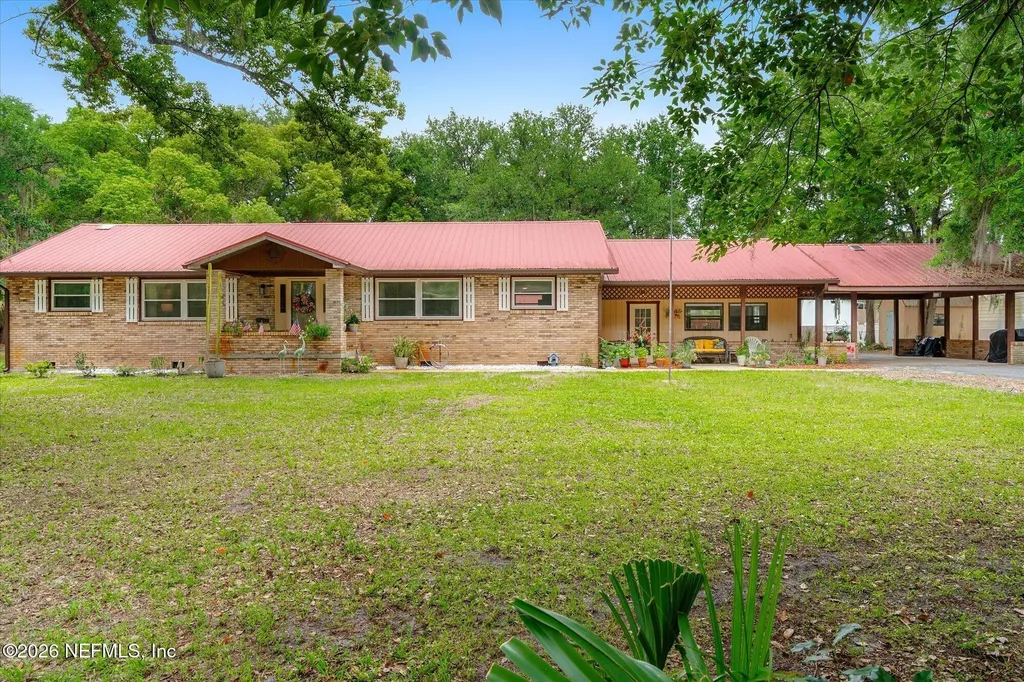 500 Walnut Street Welaka FL 32193