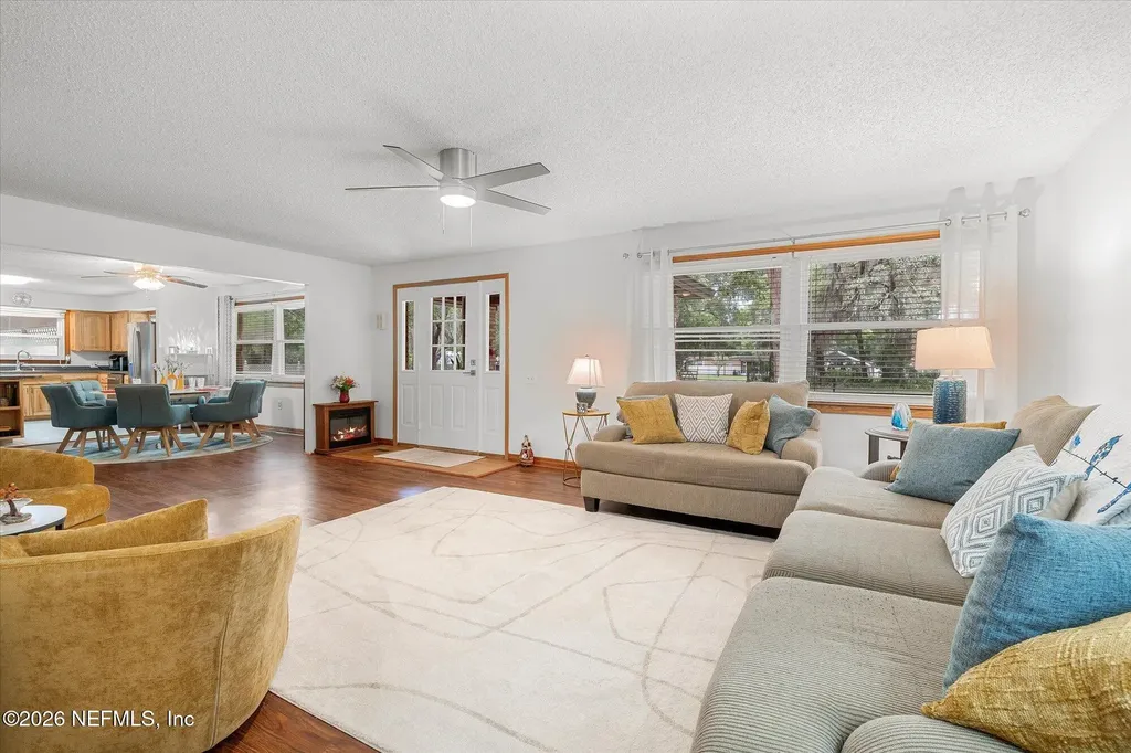 500 Walnut Street Welaka FL 32193
