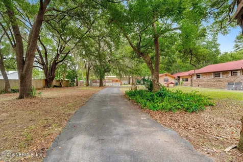500 Walnut Street Welaka FL 32193