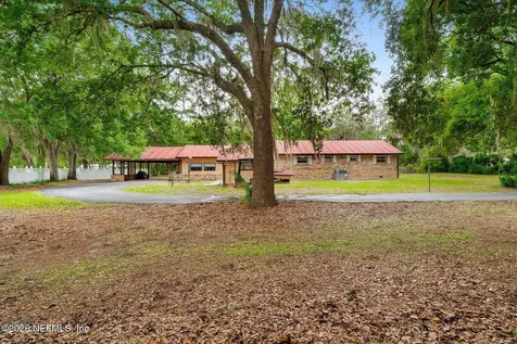 500 Walnut Street Welaka FL 32193