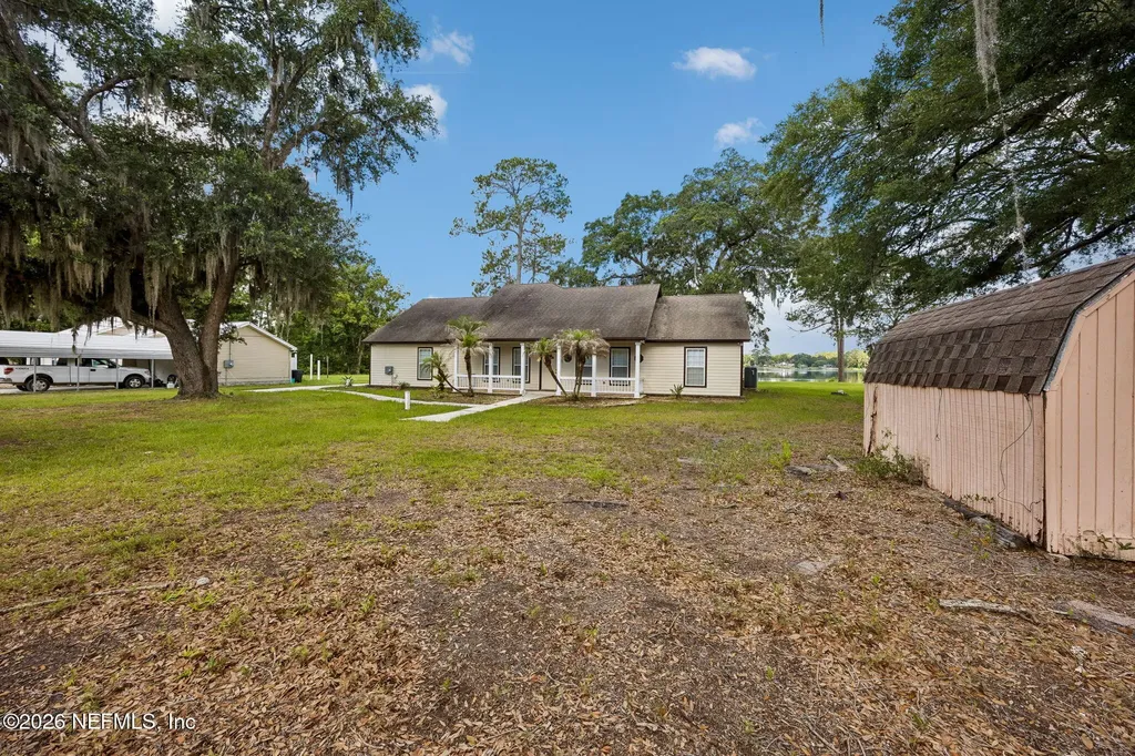 105 Sunny Lane Pomona Park FL 32181