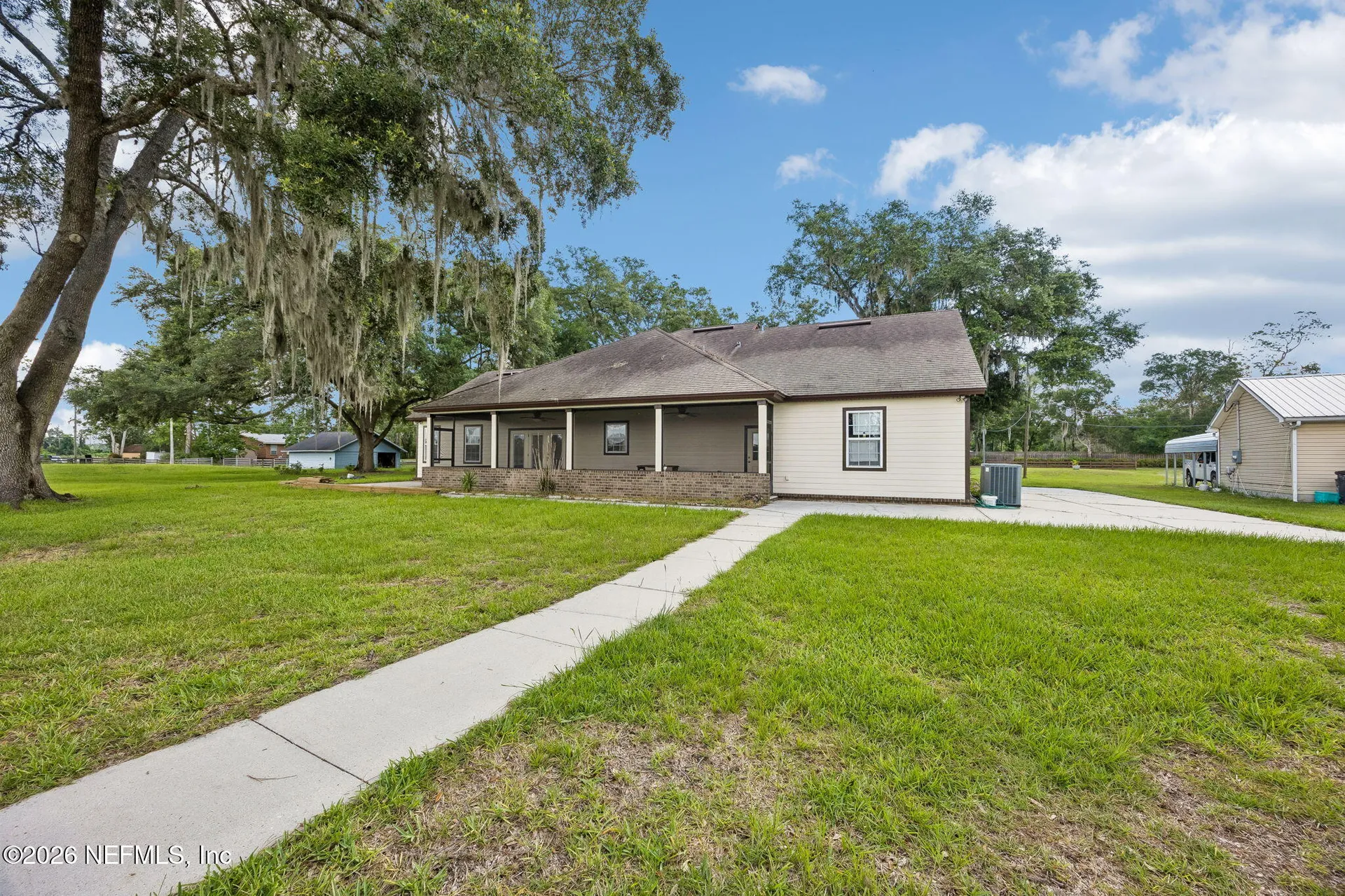 105 Sunny Lane Pomona Park FL 32181