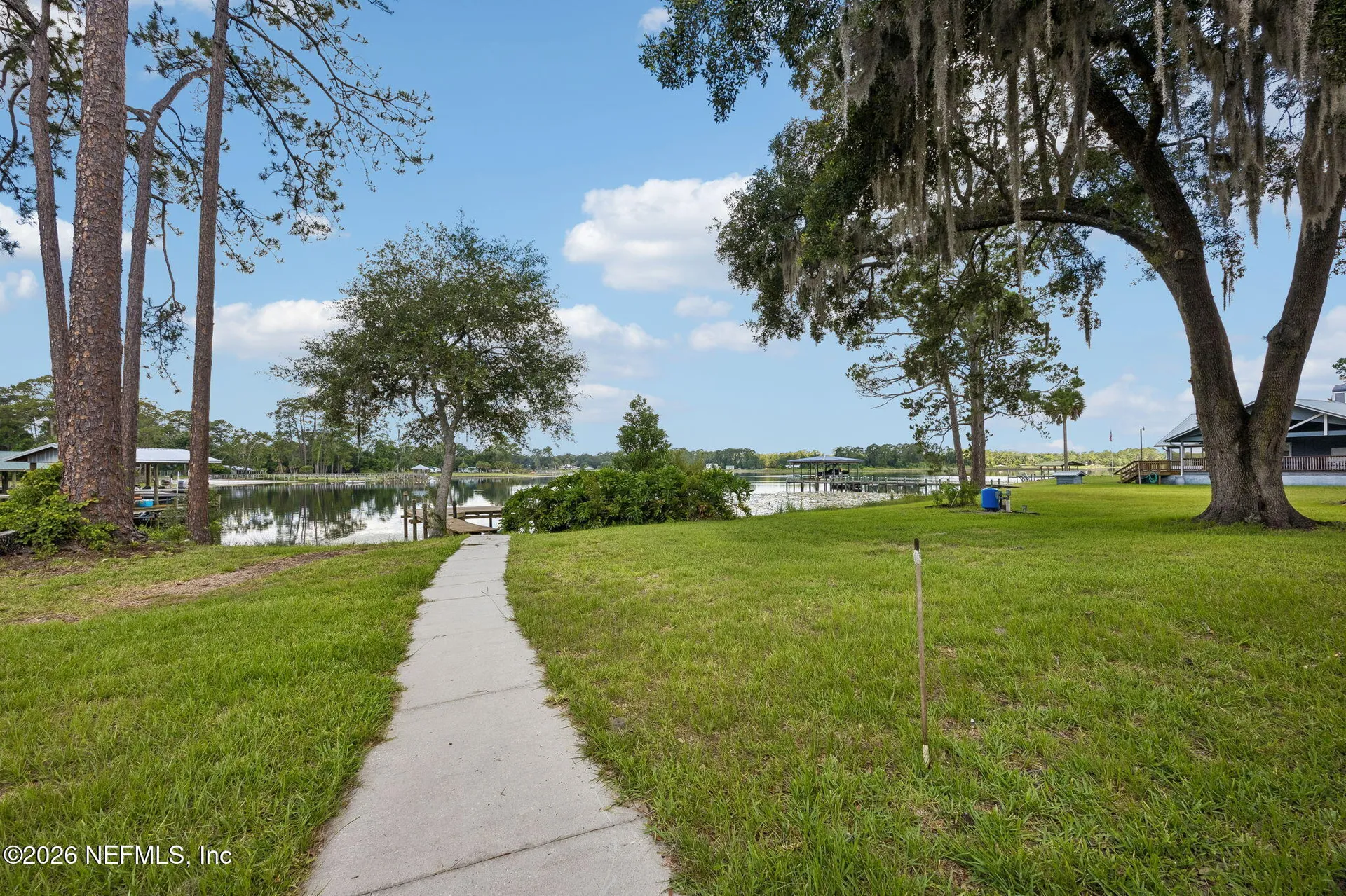 105 Sunny Lane Pomona Park FL 32181