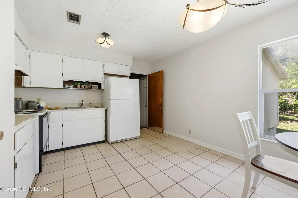 3210 Donhurst Street Jacksonville FL 32277