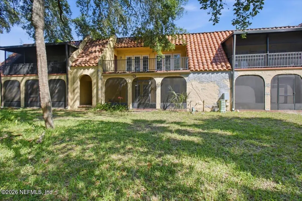 3864 La Mirada Drive N Jacksonville FL 32217