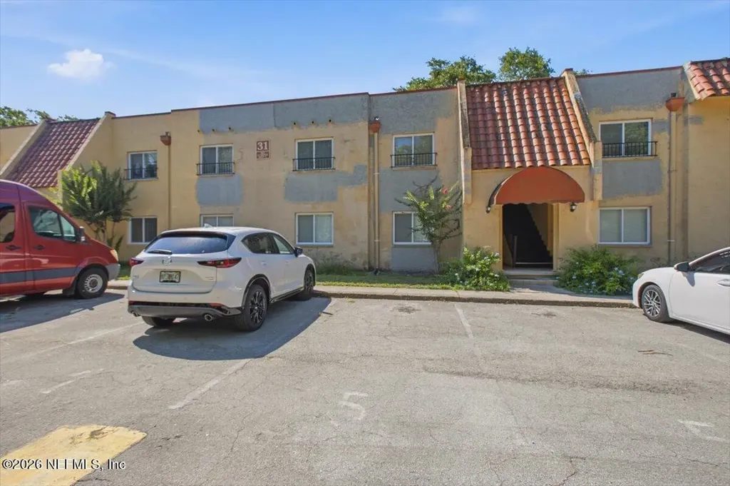 3864 La Mirada Drive N Jacksonville FL 32217