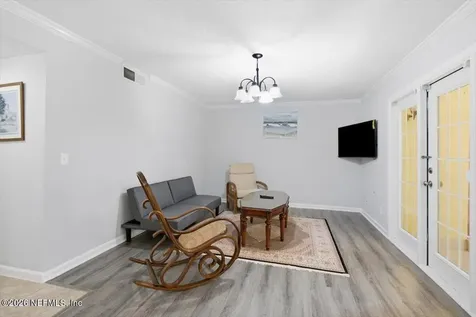 3864 La Mirada Drive N Jacksonville FL 32217