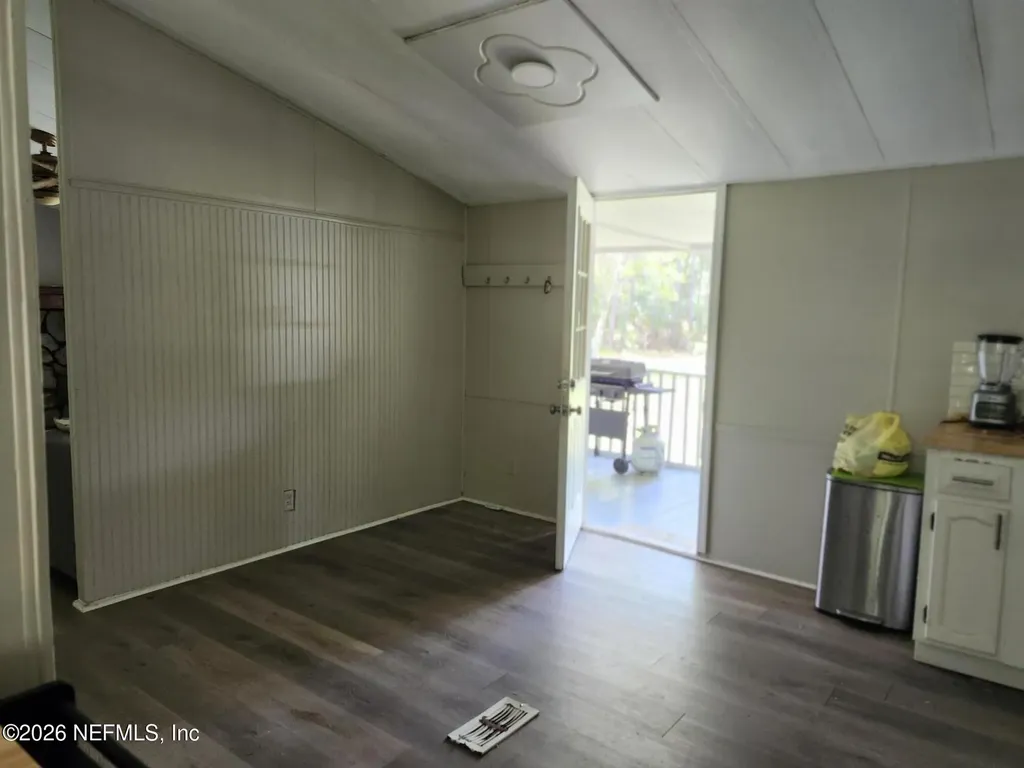 132 Palmetto Point Lane San Mateo FL 32187