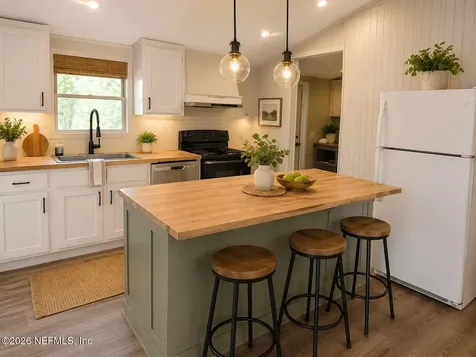 132 Palmetto Point Lane San Mateo FL 32187