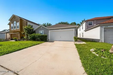 6570 Gentle Oaks Drive S Jacksonville FL 32244