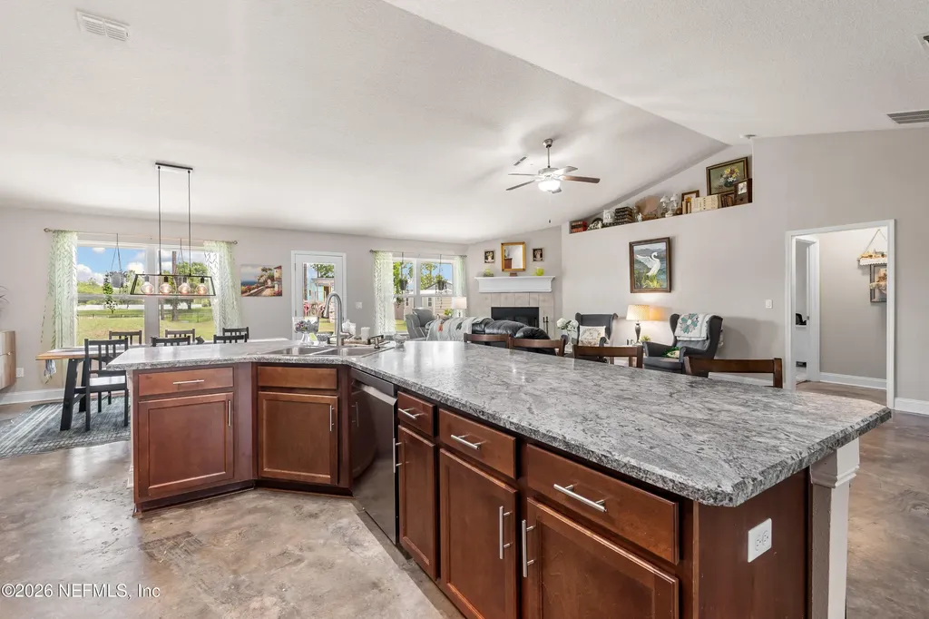 4415 Tall Pines Lane Middleburg FL 32068