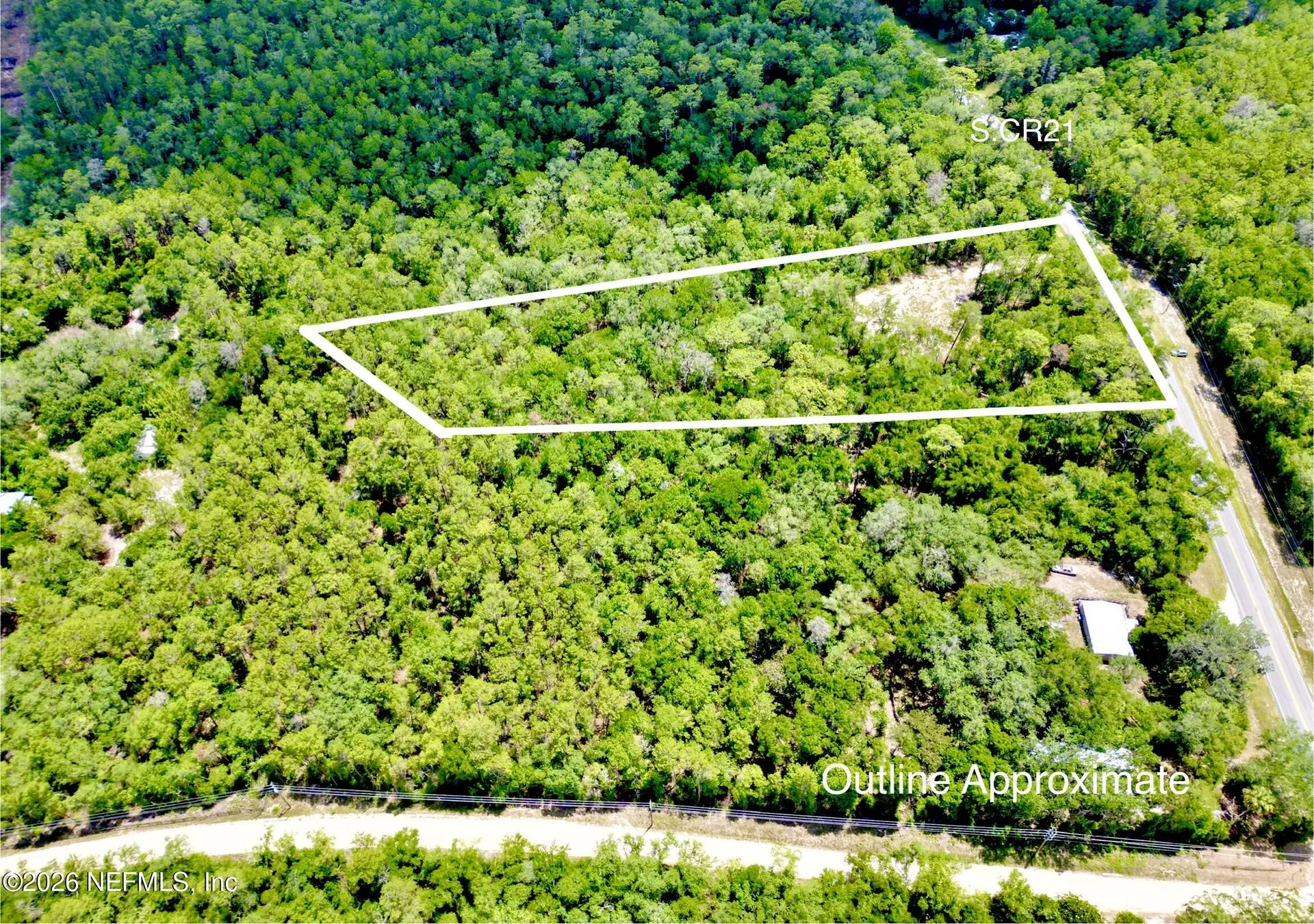 952 S Co Road 21 Hawthorne FL 32640