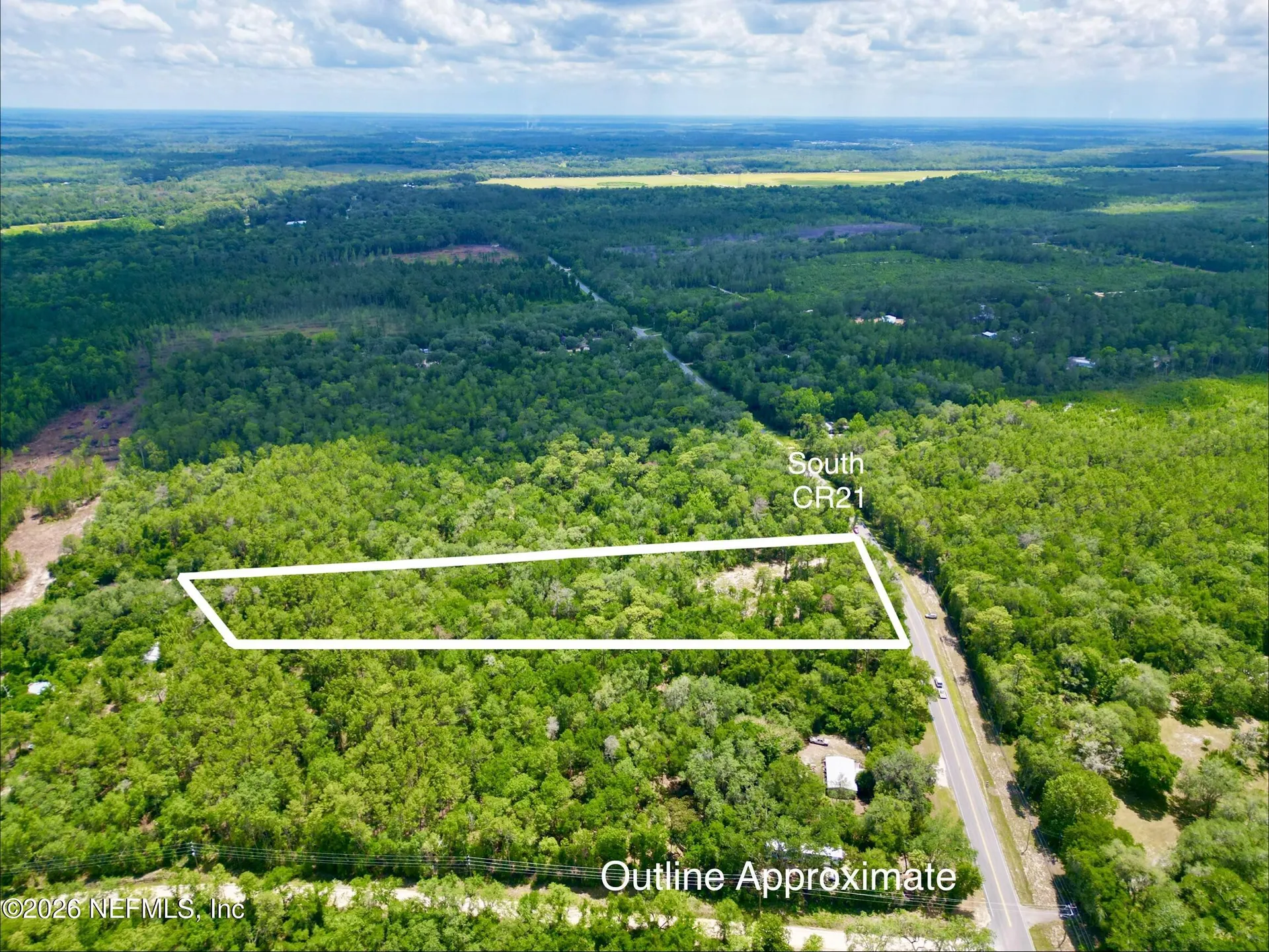 952 S Co Road 21 Hawthorne FL 32640
