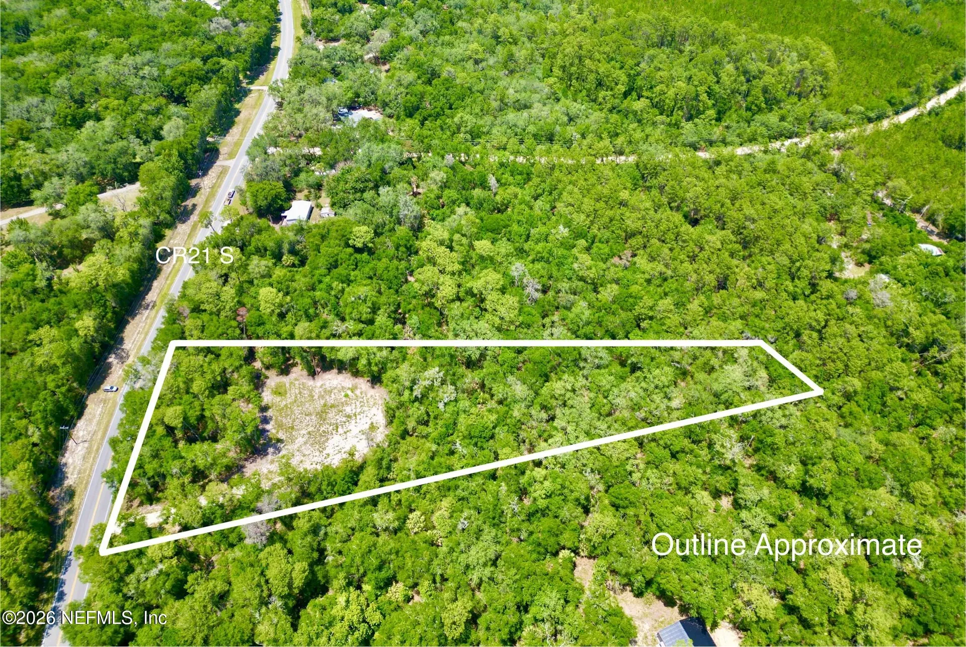 952 S Co Road 21 Hawthorne FL 32640