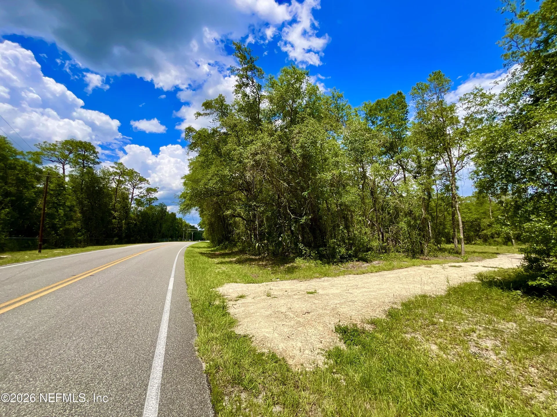 952 S Co Road 21 Hawthorne FL 32640