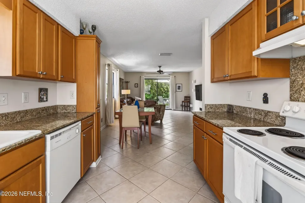 186 Pine Street Atlantic Beach FL 32233