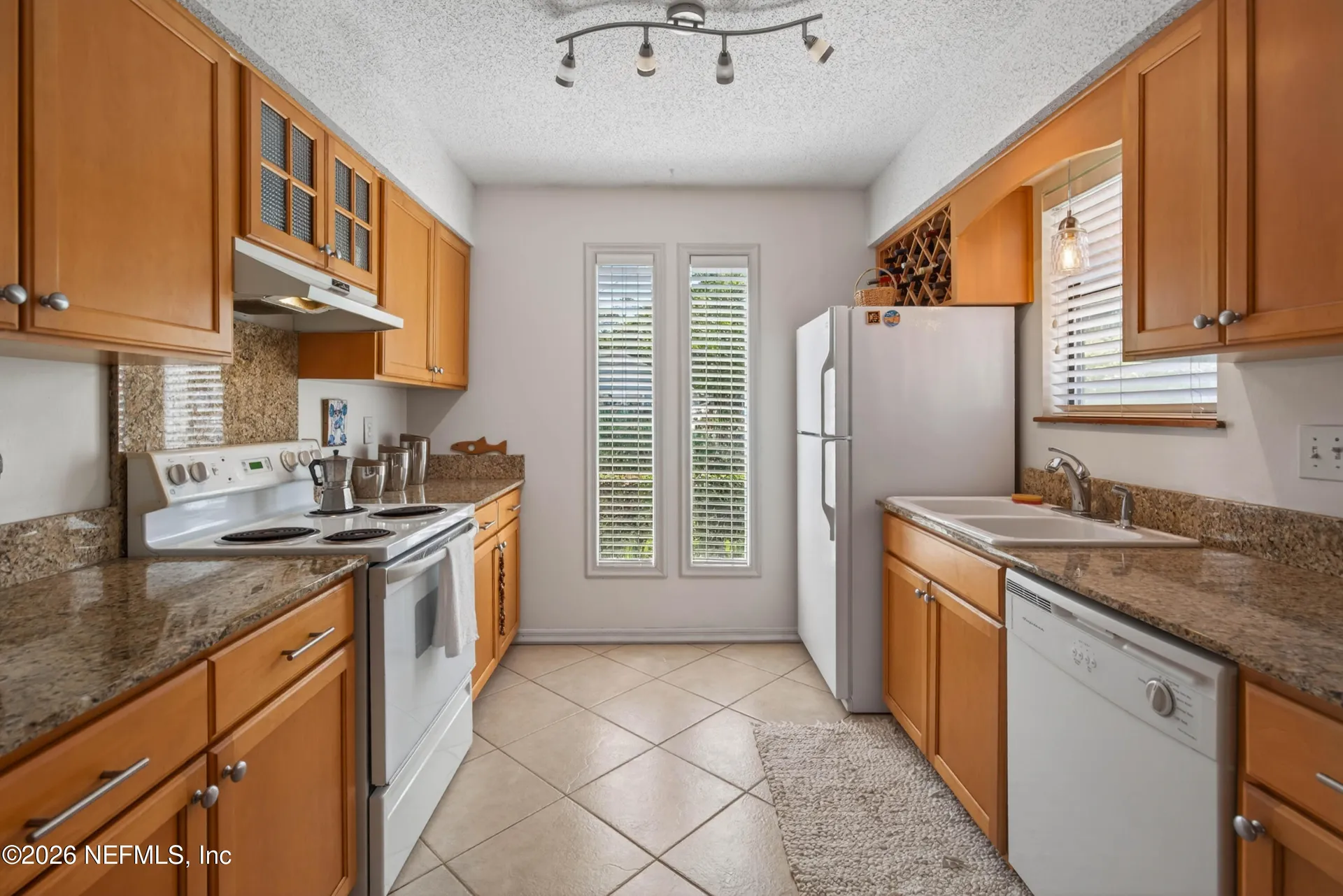 186 Pine Street Atlantic Beach FL 32233