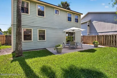 186 Pine Street Atlantic Beach FL 32233