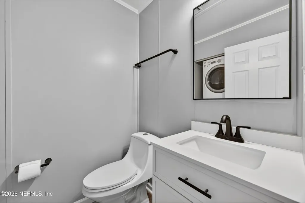 7701 Baymeadows Circle W Jacksonville FL 32256