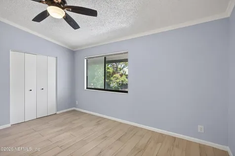 7701 Baymeadows Circle W Jacksonville FL 32256