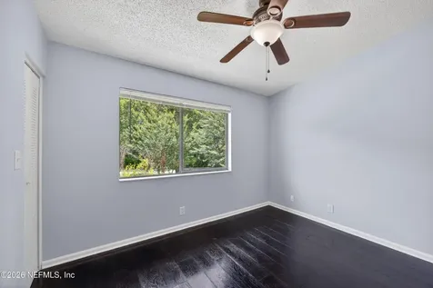 7701 Baymeadows Circle W Jacksonville FL 32256