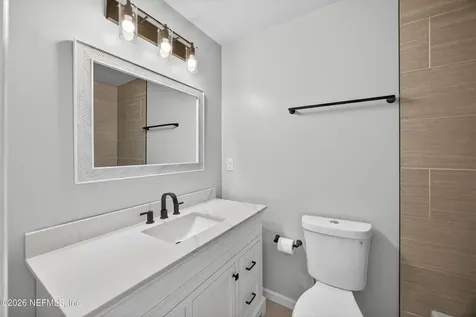 7701 Baymeadows Circle W Jacksonville FL 32256