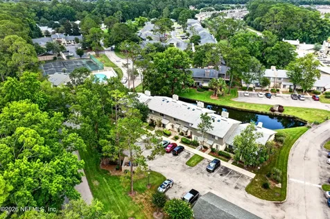 7701 Baymeadows Circle W Jacksonville FL 32256