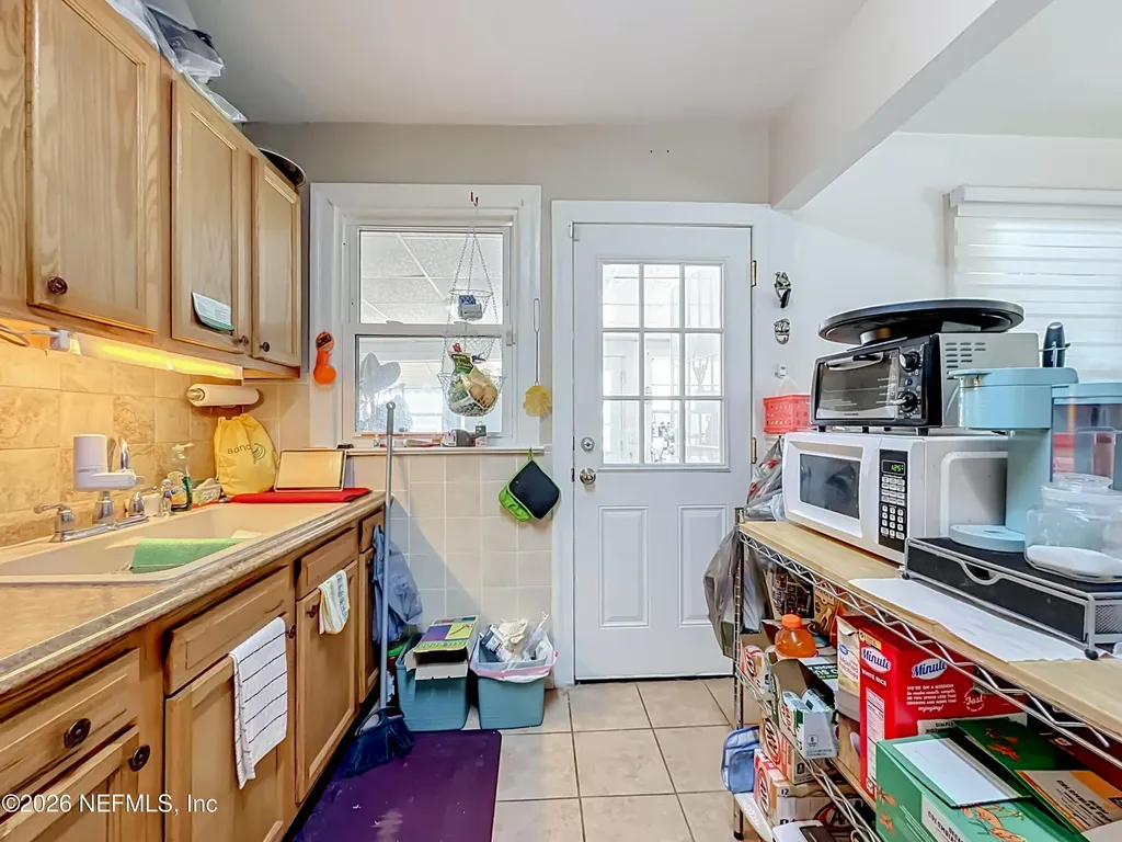 271 E 48th Street Jacksonville FL 32208