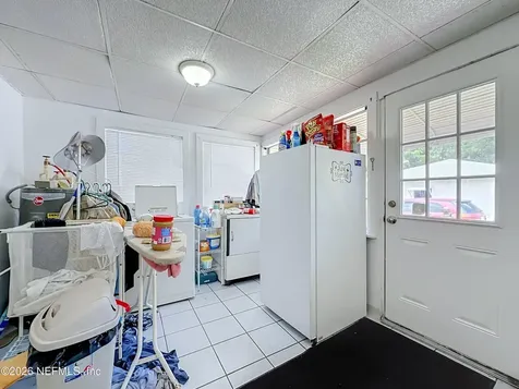 271 E 48th Street Jacksonville FL 32208