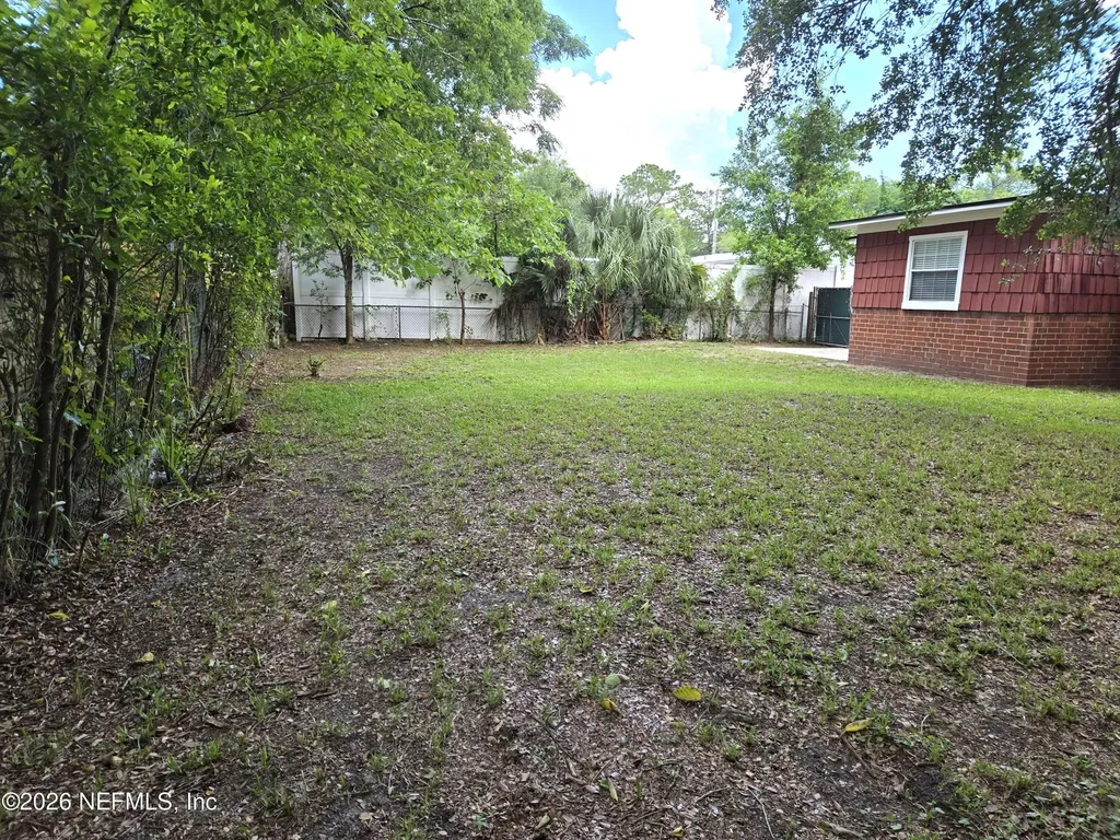 2918 Red Oak Drive Jacksonville FL 32277
