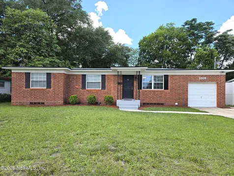 2918 Red Oak Drive Jacksonville FL 32277