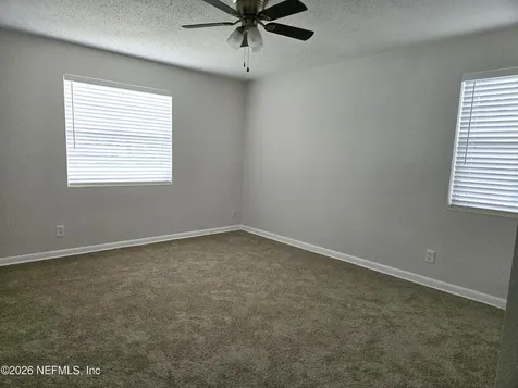 2918 Red Oak Drive Jacksonville FL 32277