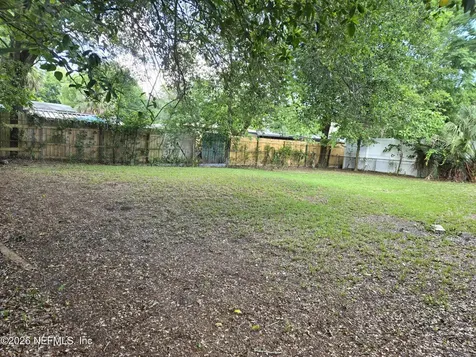 2918 Red Oak Drive Jacksonville FL 32277