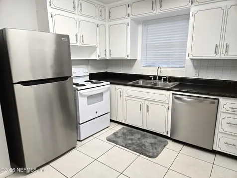 2918 Red Oak Drive Jacksonville FL 32277