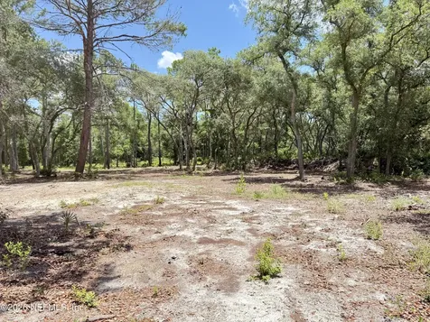 438 Chamberlain Road Satsuma FL 32189
