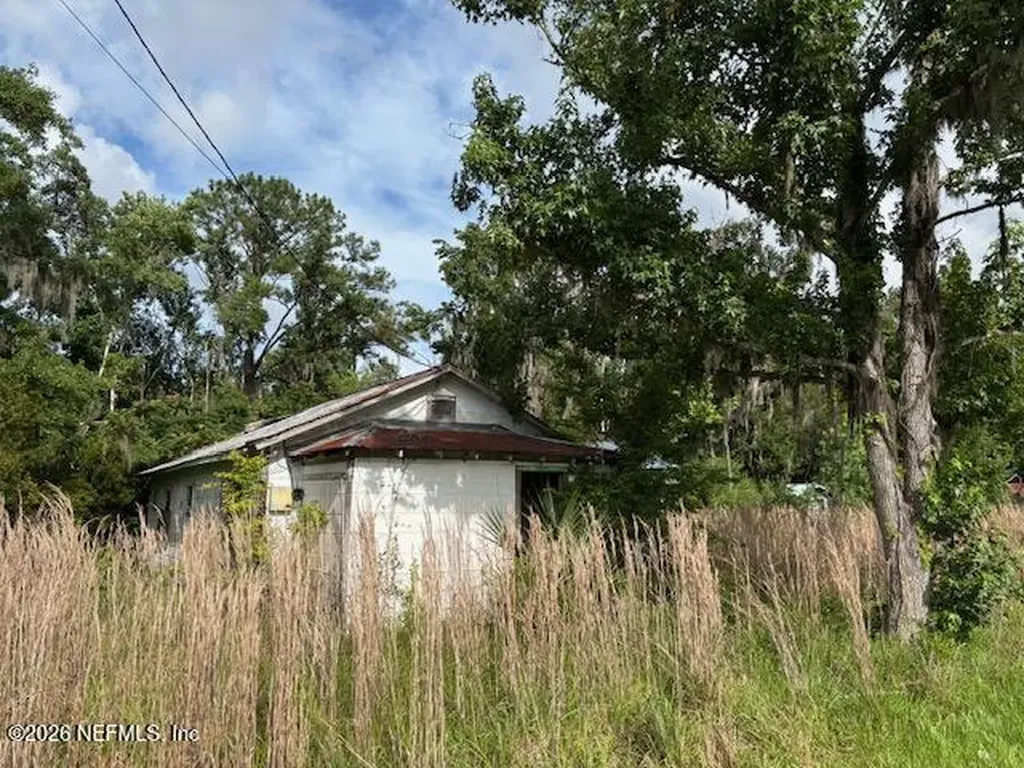 224 Louis Broer Road East Palatka FL 32131