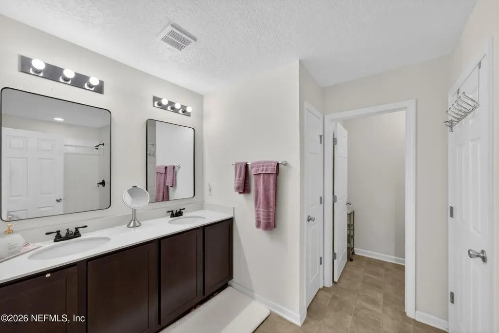 2131 Chandlers Walk Lane Jacksonville FL 32246