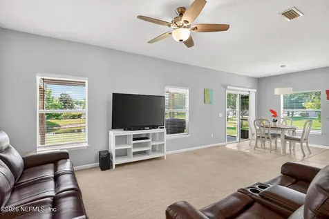 1693 Timber Crossing Lane Jacksonville FL 32225