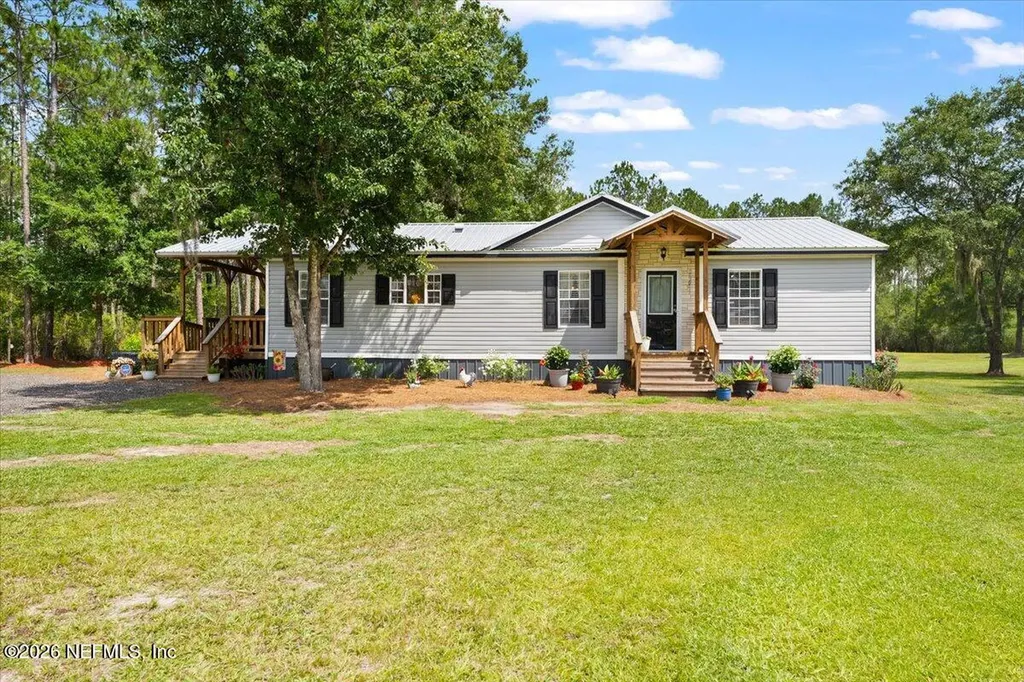 24045 NW 50th Avenue Lawtey FL 32058