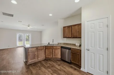 8170 Golden Bamboo Drive Jacksonville FL 32219
