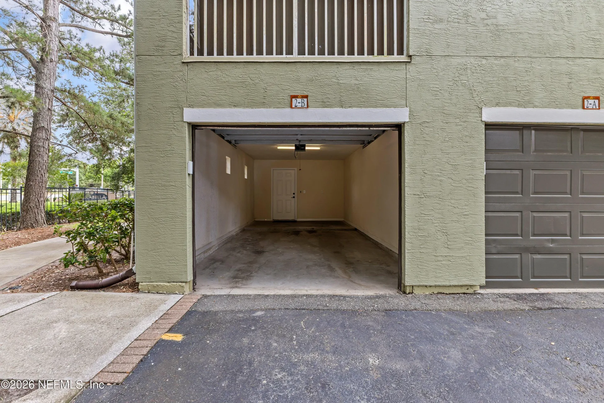 10075 Gate Parkway N Jacksonville FL 32246