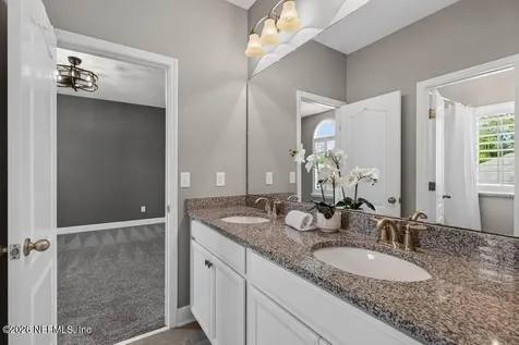 304 Oxford Estates Way St. Johns FL 32259