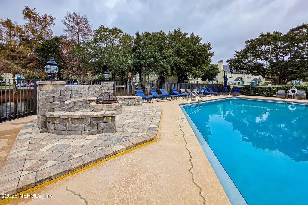 13703 Richmond Park Drive N Jacksonville FL 32224
