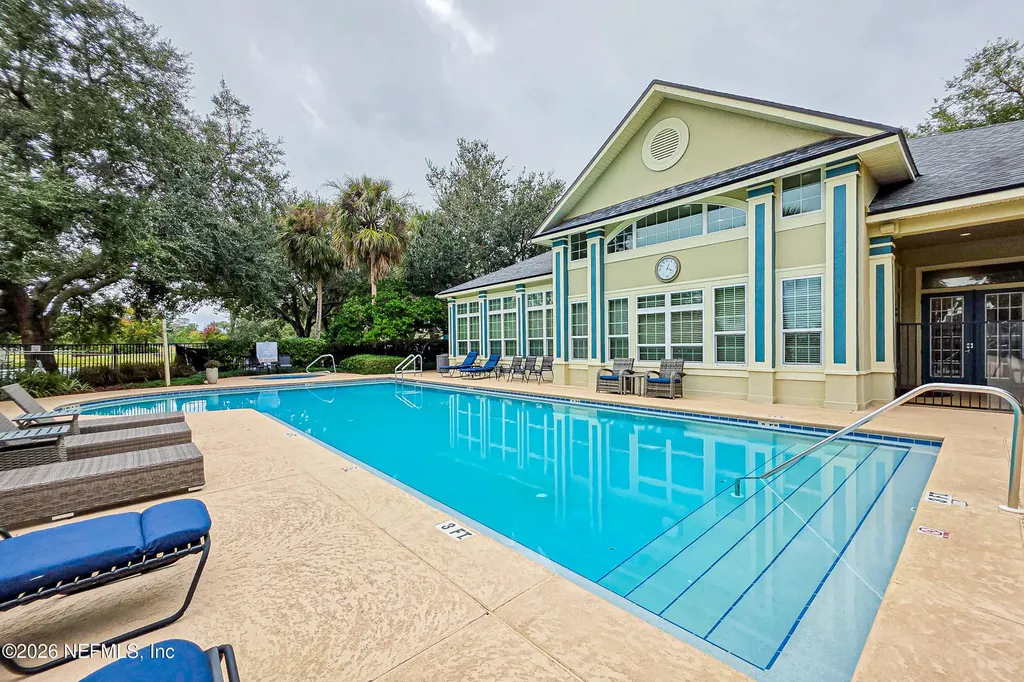 13703 Richmond Park Drive N Jacksonville FL 32224