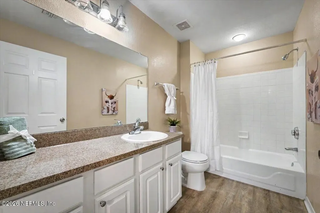 13703 Richmond Park Drive N Jacksonville FL 32224