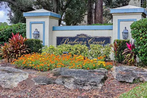 13703 Richmond Park Drive N Jacksonville FL 32224